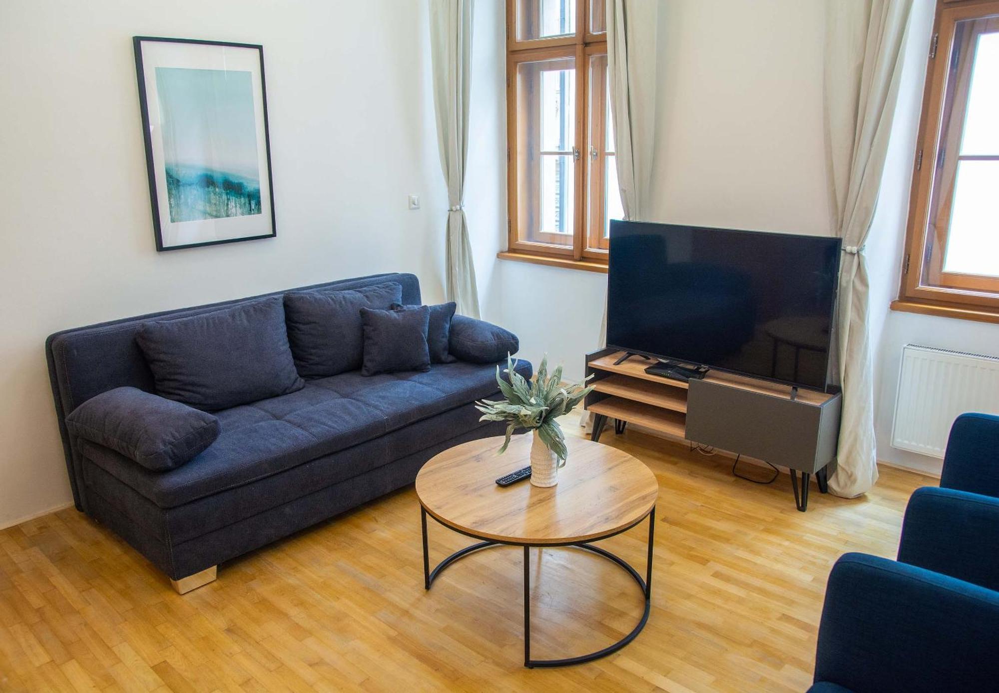 City Centre Apartment With Parking Praga Exterior foto